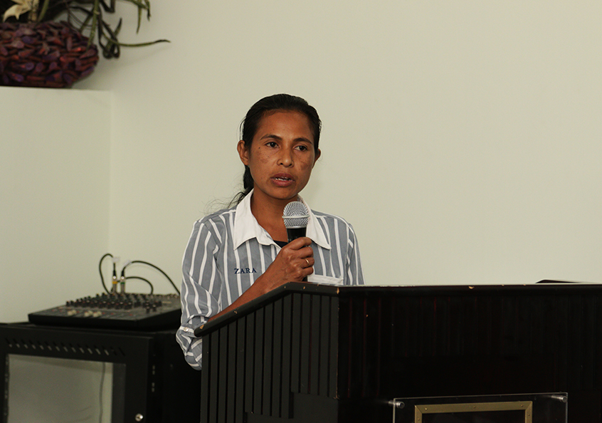 Fish farmer Juvita ana Gloria speaking at the event.
