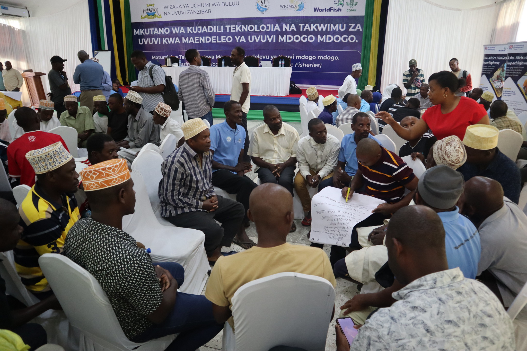 Over 300 people joined Zanzibar’s first fishers’ forums in April 2025 to tackle challenges and chart a path toward sustainable fisheries. Photo by Gloriana Ndibalema