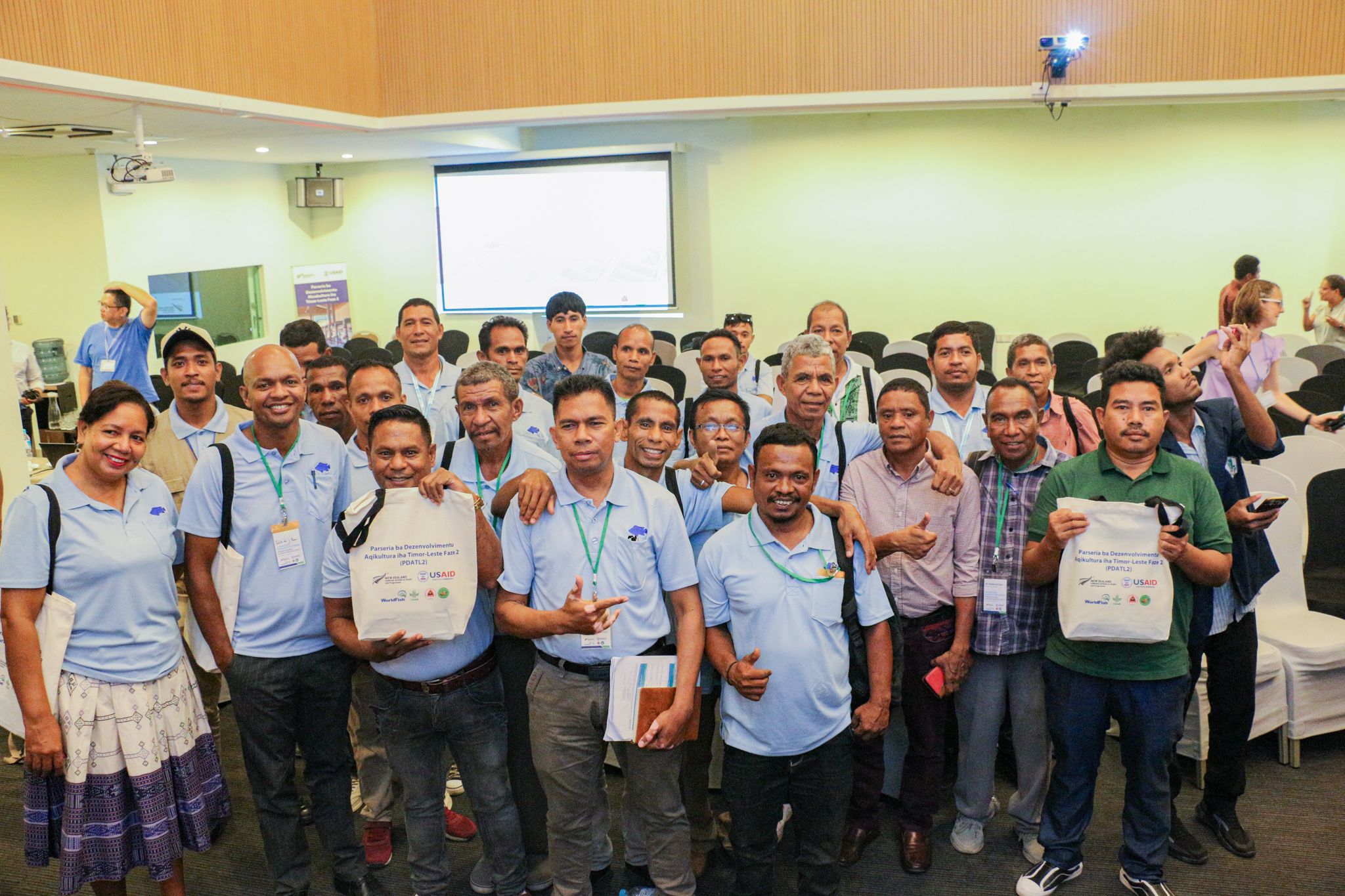 Participants at the 3rd National Aquaculture Forum included fish farmers, hatchery operators, local service providers and a feed importer.