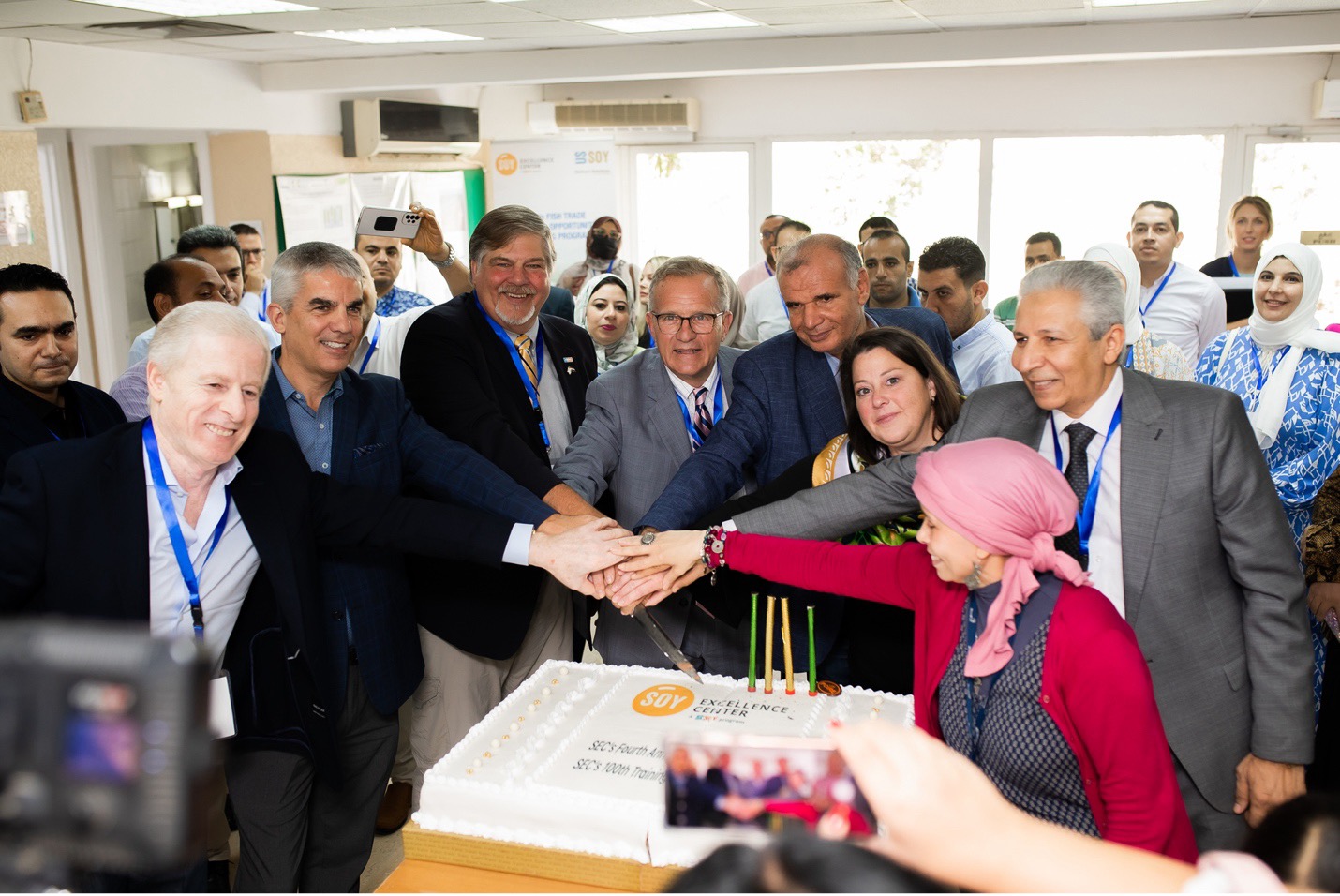 Caption: WorldFish, USSEC’s delegates and participants during the celebration of the 100th (SEC) training. Photo by WorldFish-Egypt.