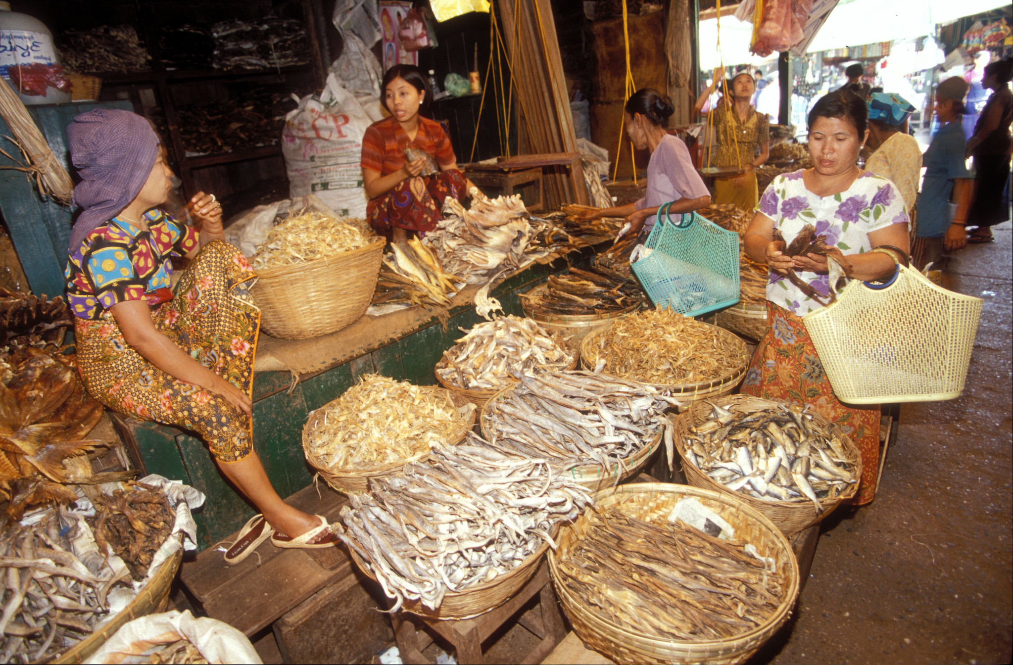 Women participation in aquatic food systems is usually in less valuable supply chain nodes such as processing and trading