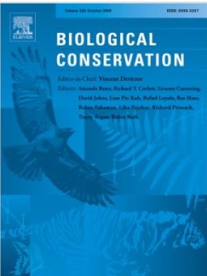 Land use patterns and influences of protected areas on mangroves of the eastern tropical Pacific