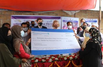 Community savings groups (CSG) receive matching grants. Photo by Md. Asaduzzaman 