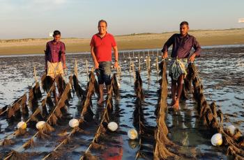 Md Nahiduzzaman discusses his efforts to boost vulnerable fishing community’s resilience to climate change. Photo by Md Nahiduzzaman