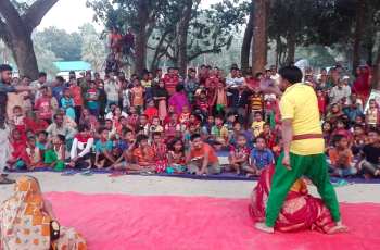 WorldFish identified forum theater as a gender transformative tool to help overcome the normative constraints that are holding women back. Photo by S.M. Faridul Haque