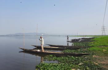 Traditional small-scale fisheries in Deepor Bill, Ramsar, Assam. Photo by Sourabh Dubey.