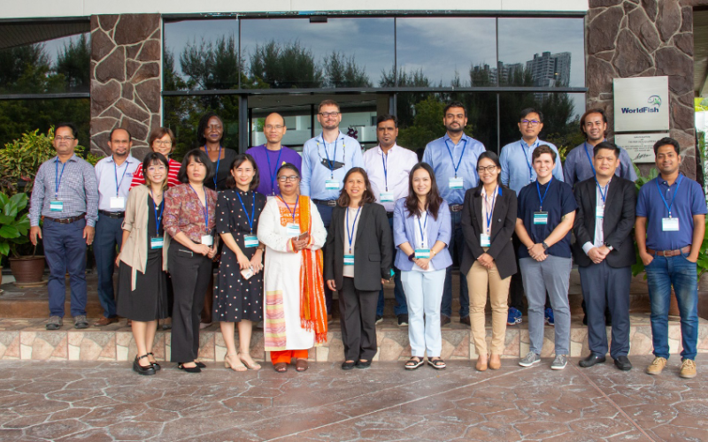 Partners from Bangladesh, Cambodia, Vietnam and the Philippines attended the Asian Mega-Deltas Initiative (AMD) Research Planning and Design Workshop in WorldFish, Penang. Photo by Sam