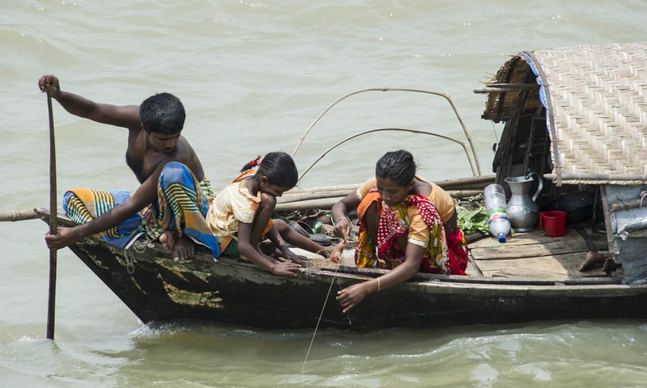 A family fishes in Chandpur, Bangladesh. Photo by Finn Thilsted.
