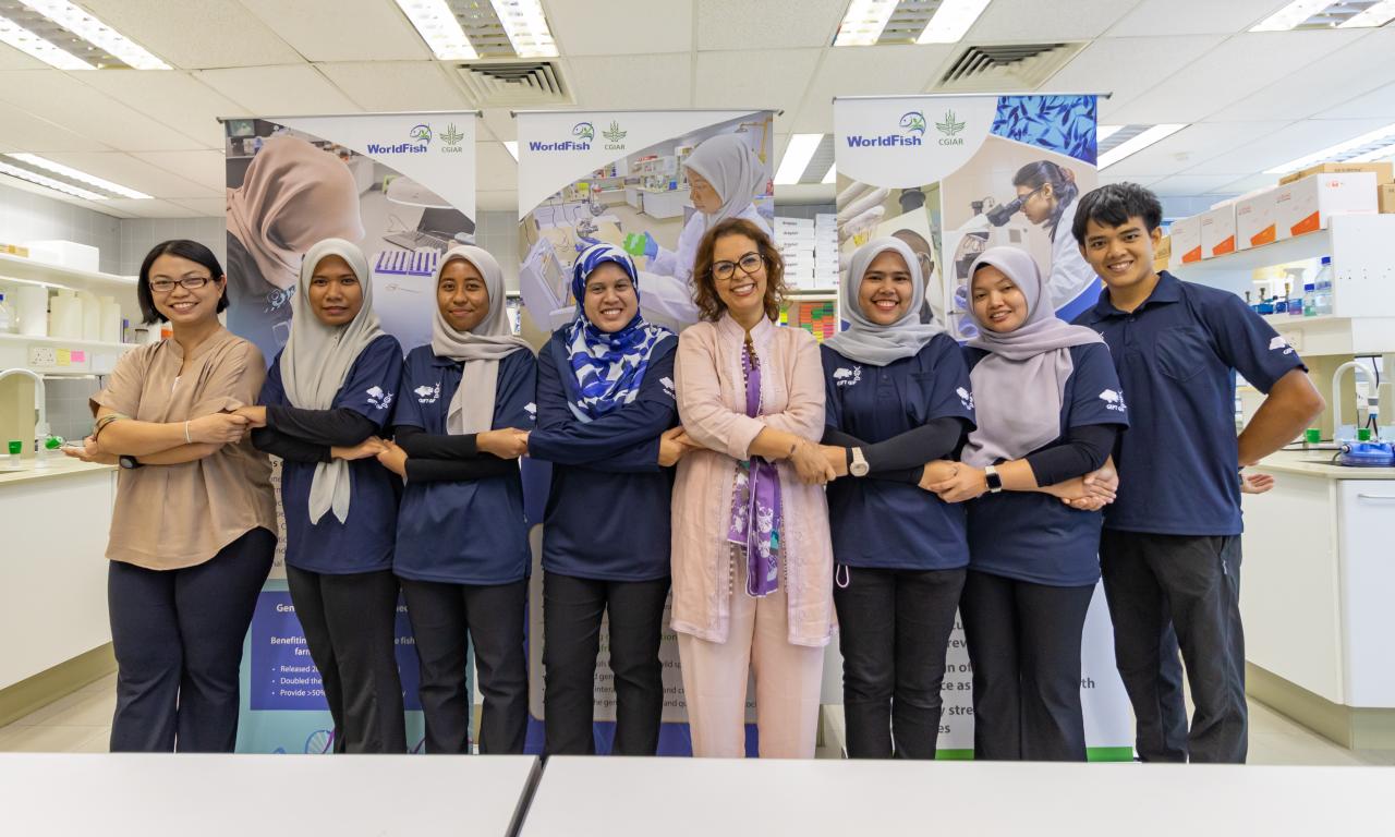 Dr. Ismahane Eloauafi and WorldFish researchers