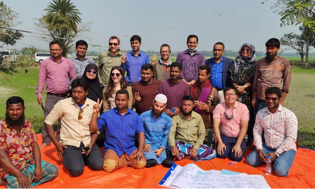 WorldFish and partners are working with Bangladesh national research institutions and national competent authorities to design and develop finfish biosecurity training modules to reduce antimicrobial use (AMU) and antimicrobial resistance (AMR) burden in commercial finfish aquaculture systems. Photo: Md. Habibur Rahman